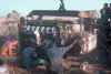RVN M48A5 tank engine repair in field lager.jpg (927805 bytes)